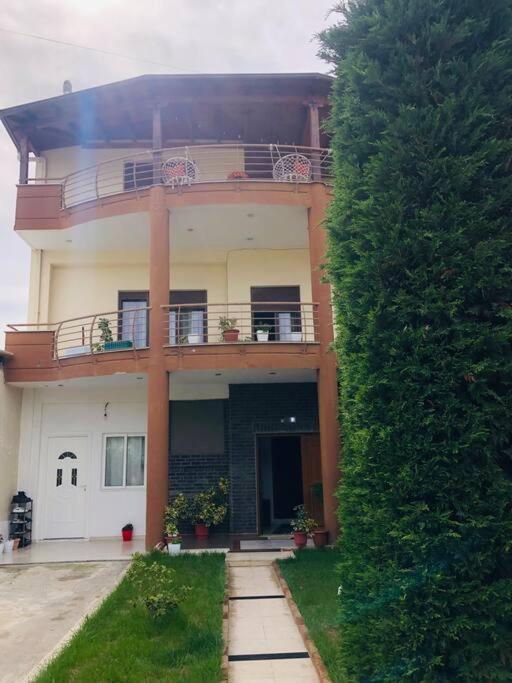 Villa Uklala Kamez 외부 사진